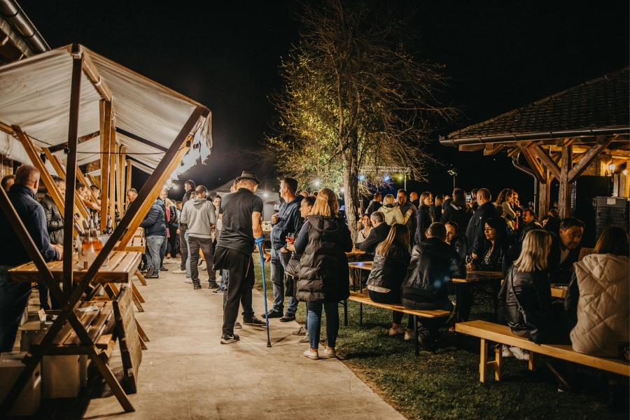 Zlatni WINEEND